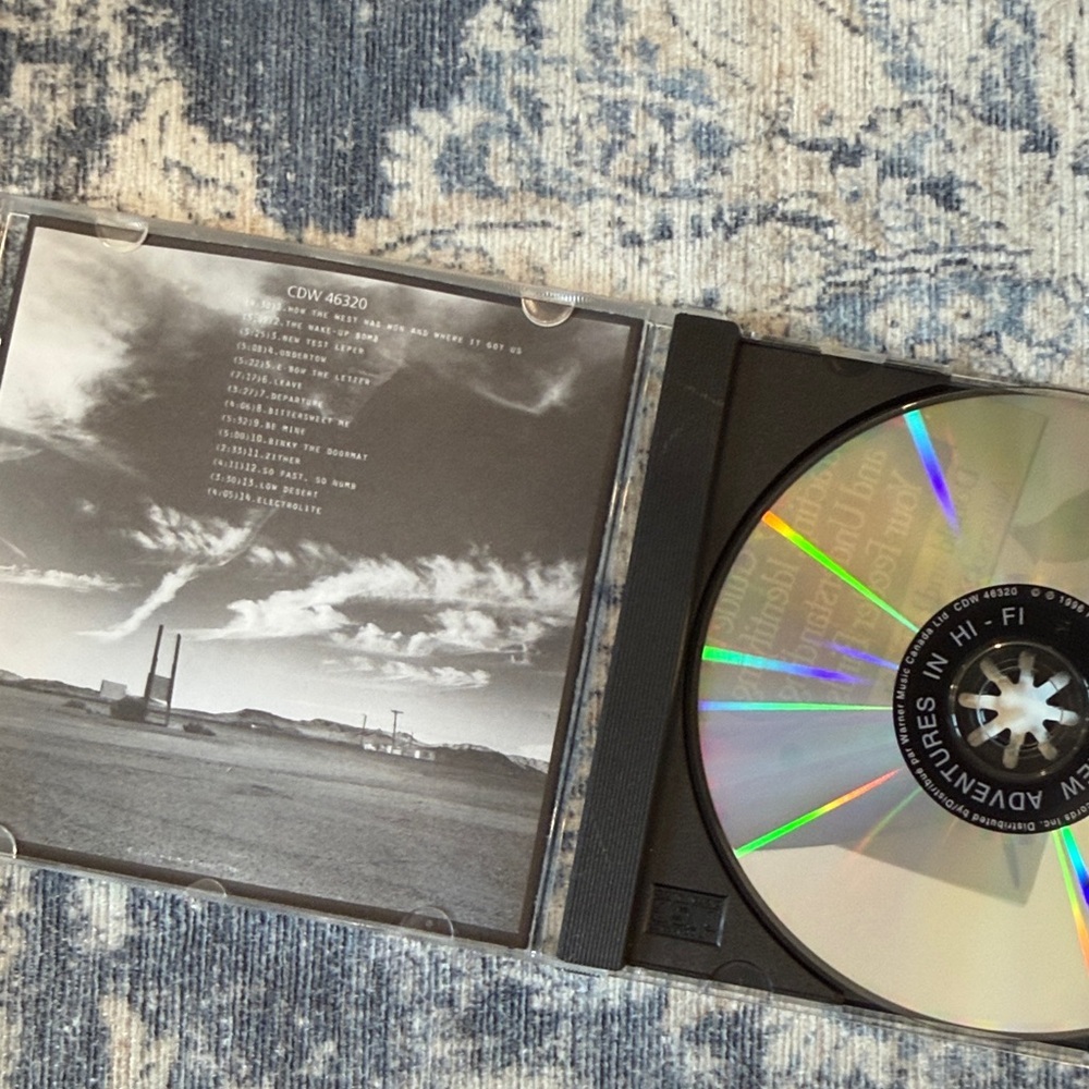 R.E.M. New Adventures in Hi-Fi CD, 1996 - Picture 6 of 9